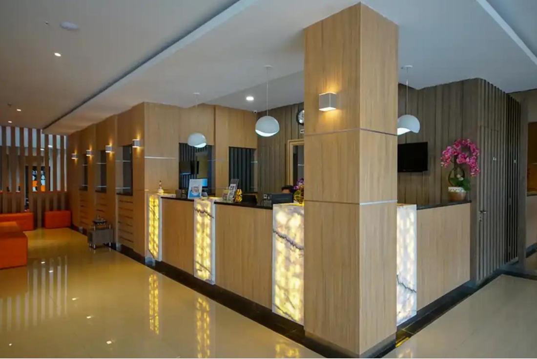 Twospaces Living At Kr Hotel Palimbão Exterior foto